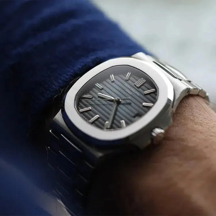 watch Patek Philippe - Nautilus